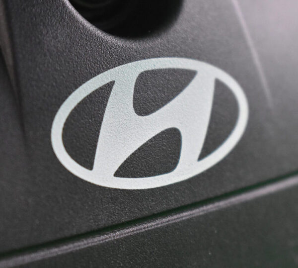 2022-2023 Hyundai Santa Cruz Crossbars - Image 4