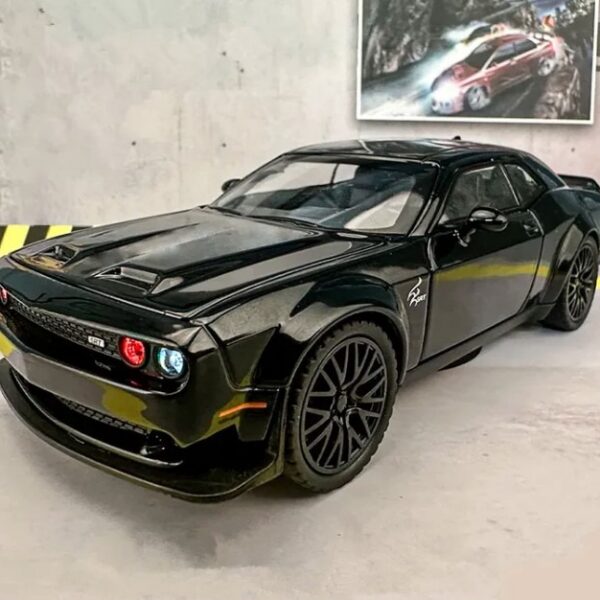 Muscle Car Dodge Challenger SRT